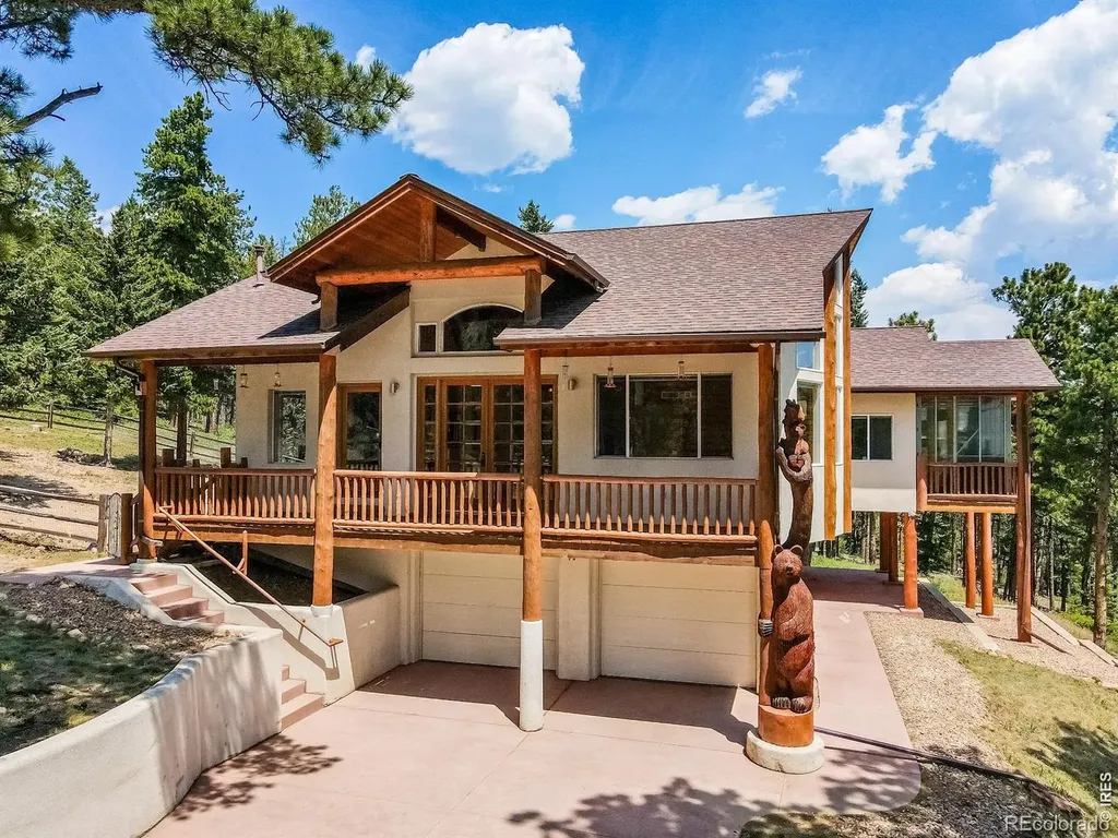221 Rockledge Circle Lyons CO 80540