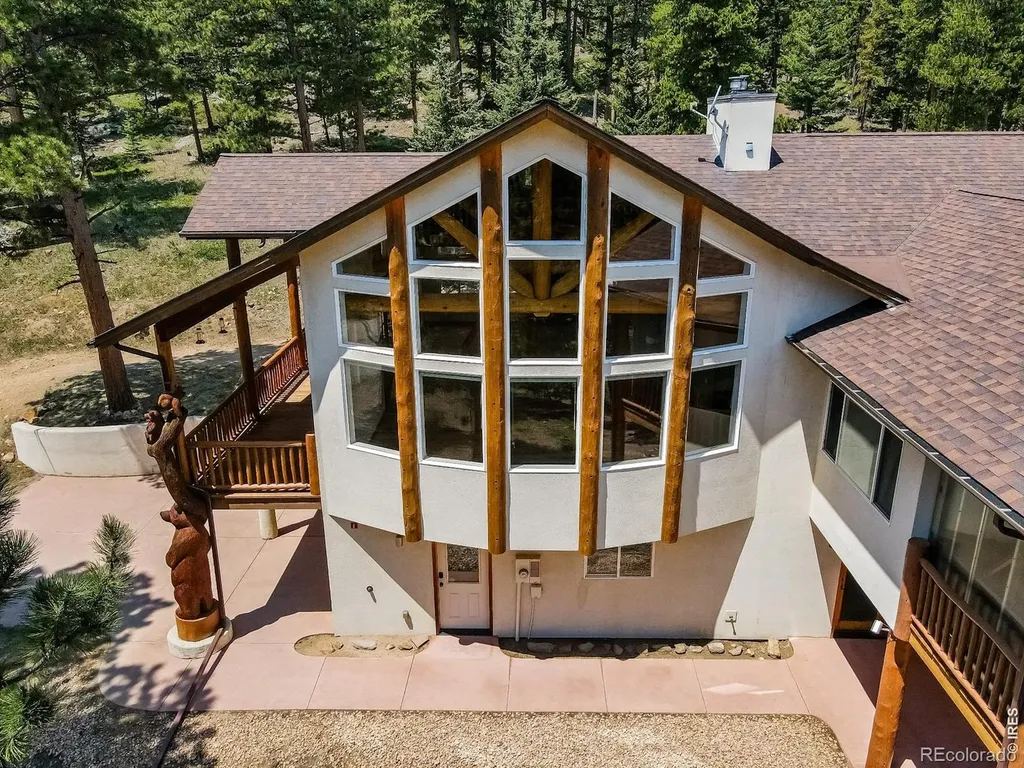 221 Rockledge Circle Lyons CO 80540