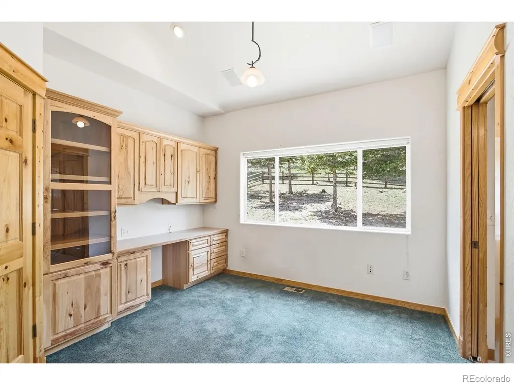 221 Rockledge Circle Lyons CO 80540