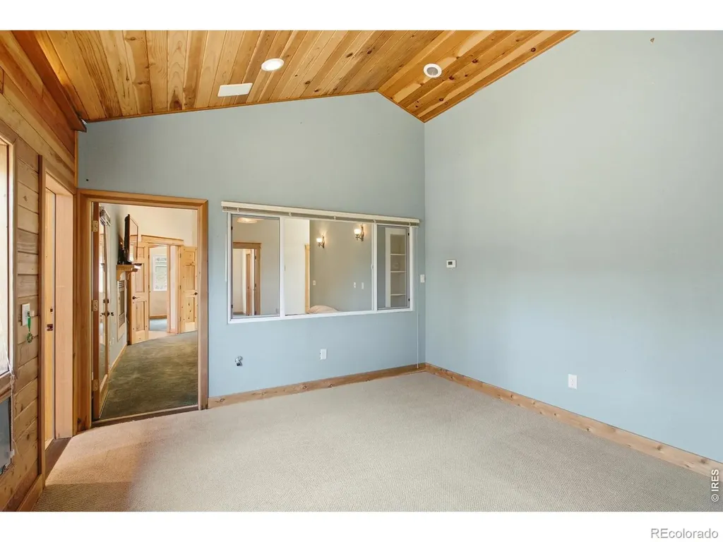 221 Rockledge Circle Lyons CO 80540