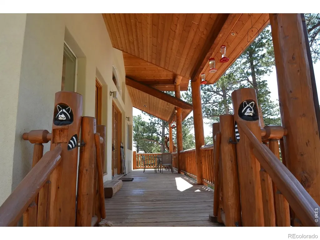 221 Rockledge Circle Lyons CO 80540