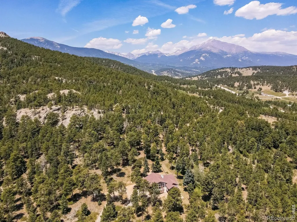221 Rockledge Circle Lyons CO 80540