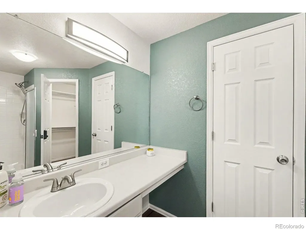 5399 Wolf Court Longmont CO 80504