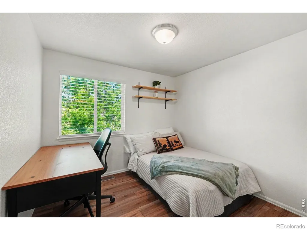 5399 Wolf Court Longmont CO 80504