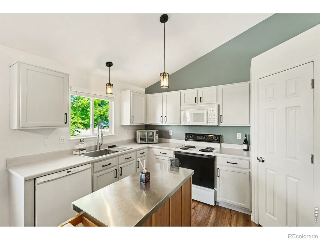 5399 Wolf Court Longmont CO 80504