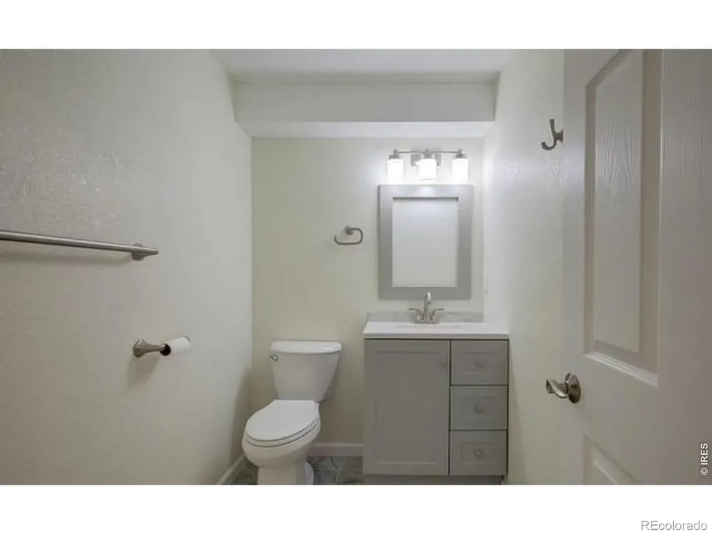 805 Summer Hawk Drive Longmont CO 80504