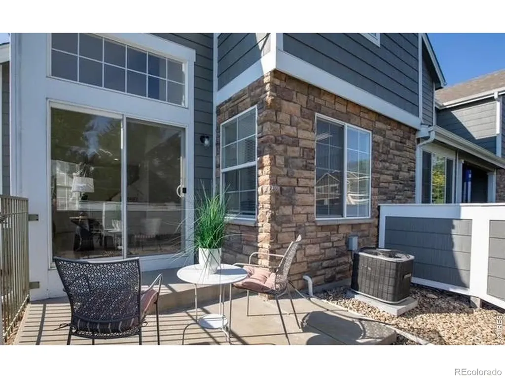 805 Summer Hawk Drive Longmont CO 80504