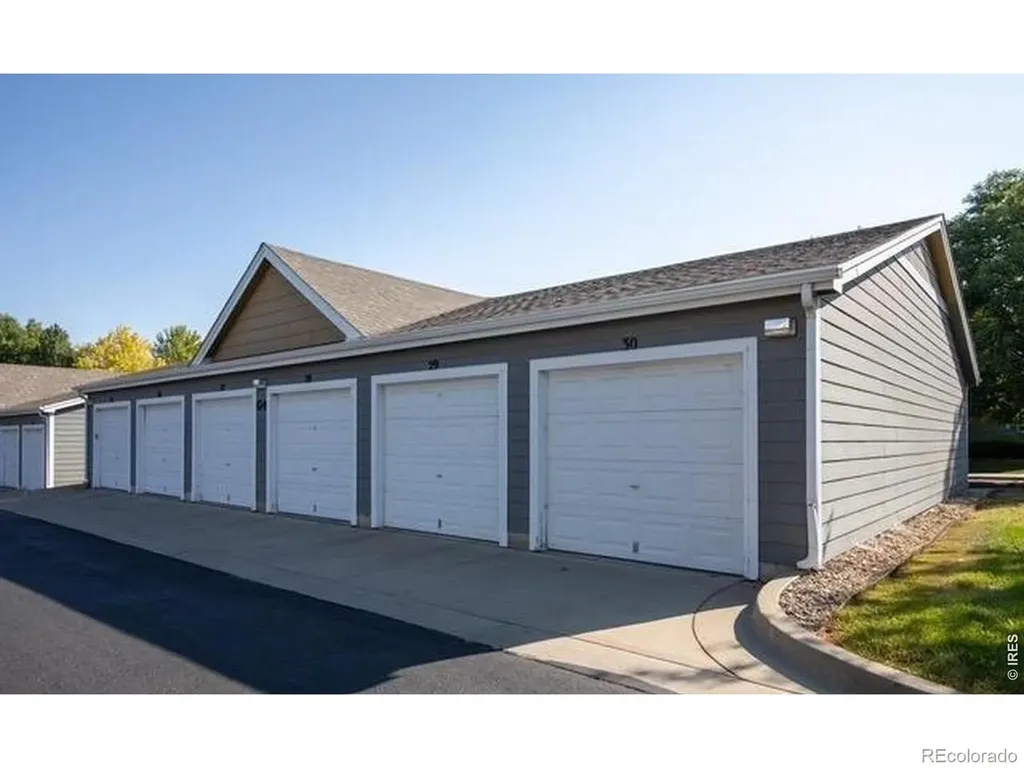 805 Summer Hawk Drive Longmont CO 80504