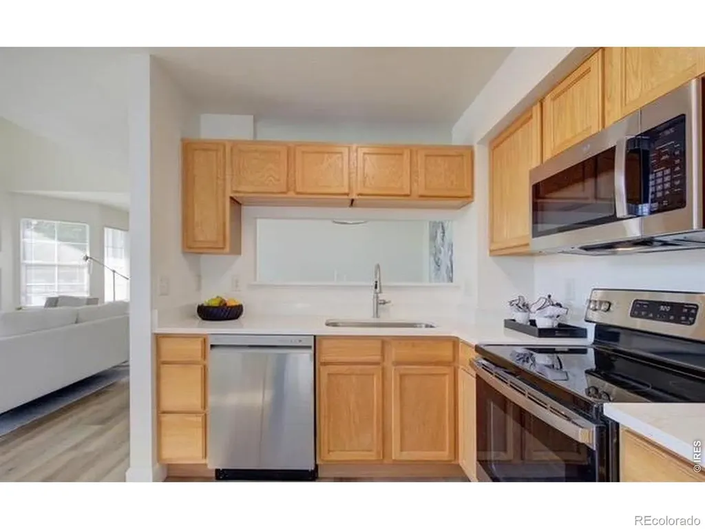 805 Summer Hawk Drive Longmont CO 80504