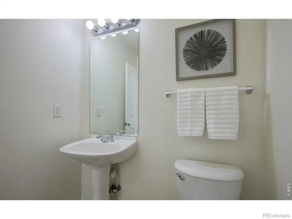 805 Summer Hawk Drive Longmont CO 80504