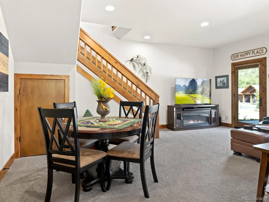 696 Moreau Lane Estes Park CO 80517
