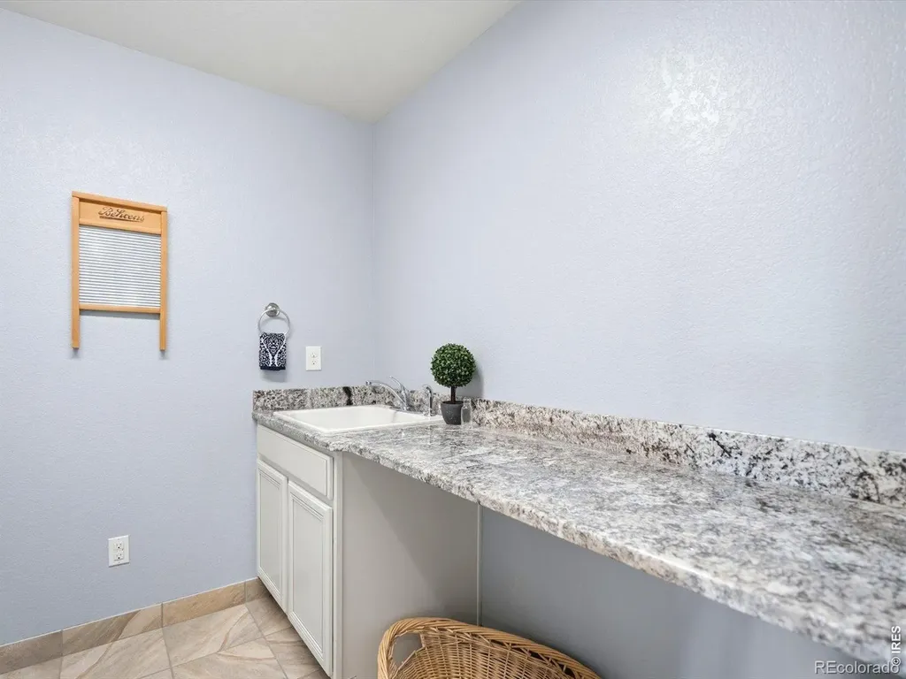 5035 Peregrine Road Dacono CO 80514