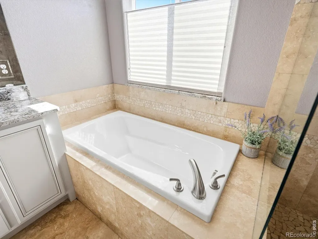 5035 Peregrine Road Dacono CO 80514