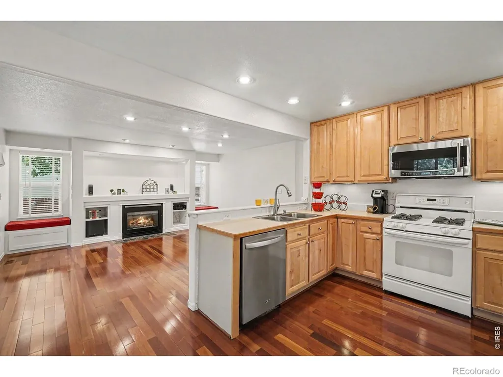 3677 Sunflower Circle Longmont CO 80503