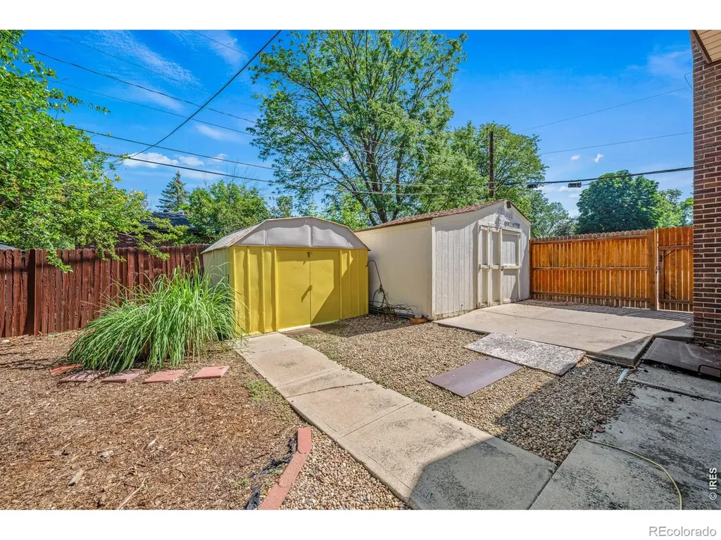 1429 Lashley Street Longmont CO 80504