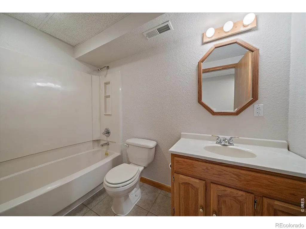 2428 Maplewood Circle W Longmont CO 80503