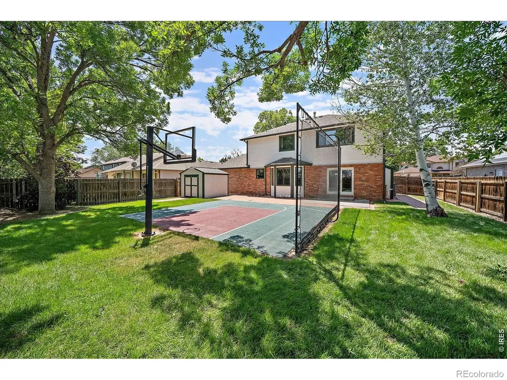 2428 Maplewood Circle W Longmont CO 80503