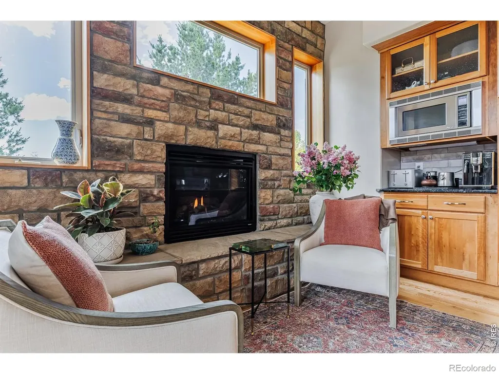 8584 Summerlin Place Longmont CO 80503