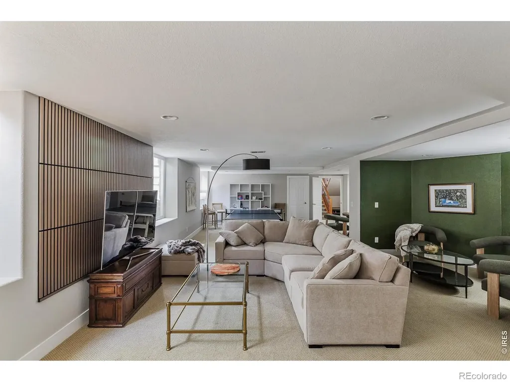 8584 Summerlin Place Longmont CO 80503