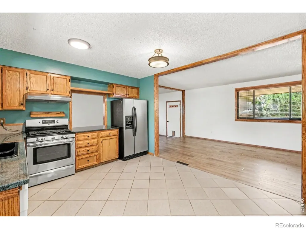 1320 Garden Circle Longmont CO 80501