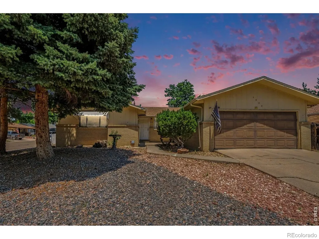 1320 Garden Circle Longmont CO 80501