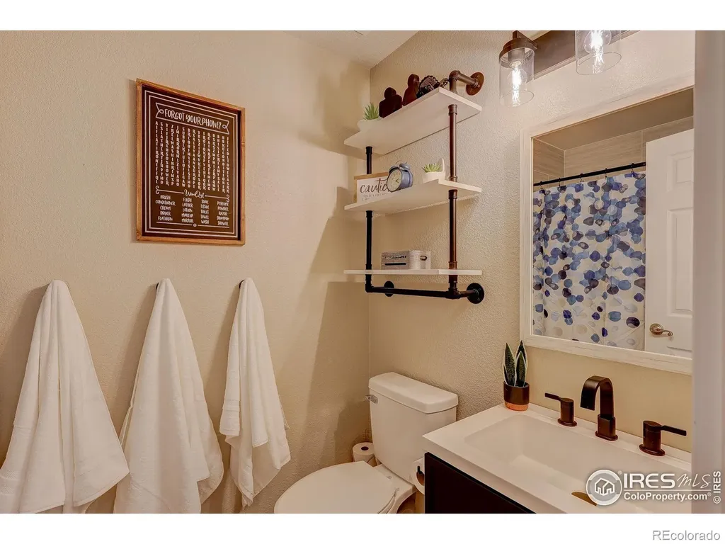 308 Medinah Avenue Johnstown CO 80534