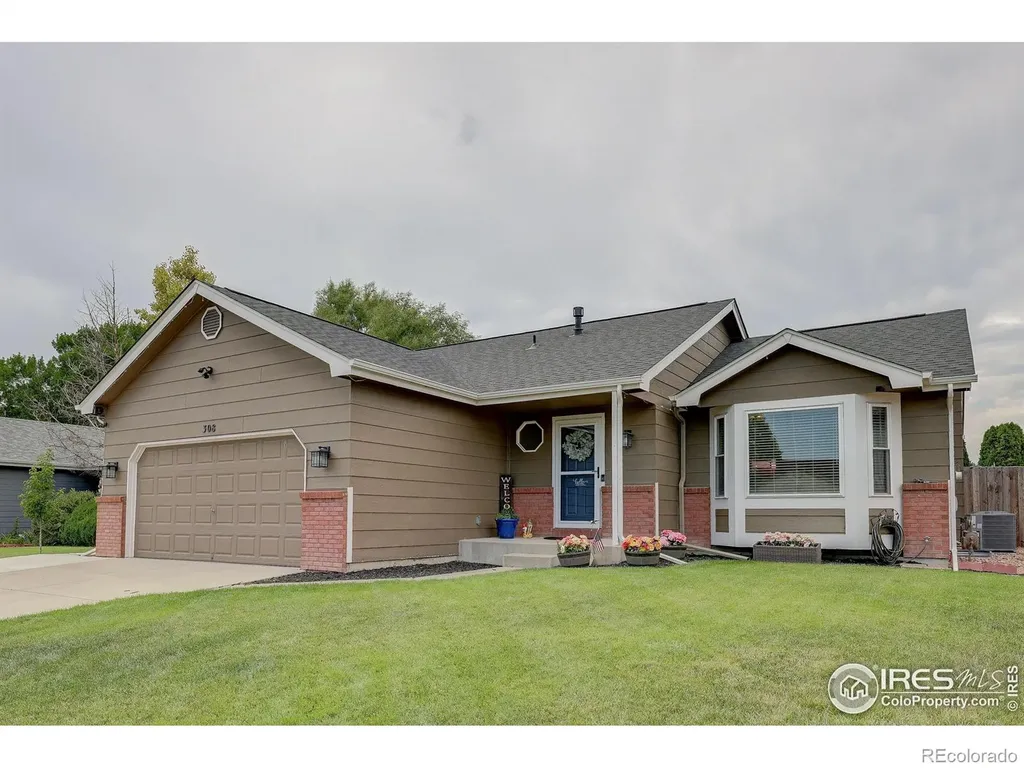 308 Medinah Avenue Johnstown CO 80534