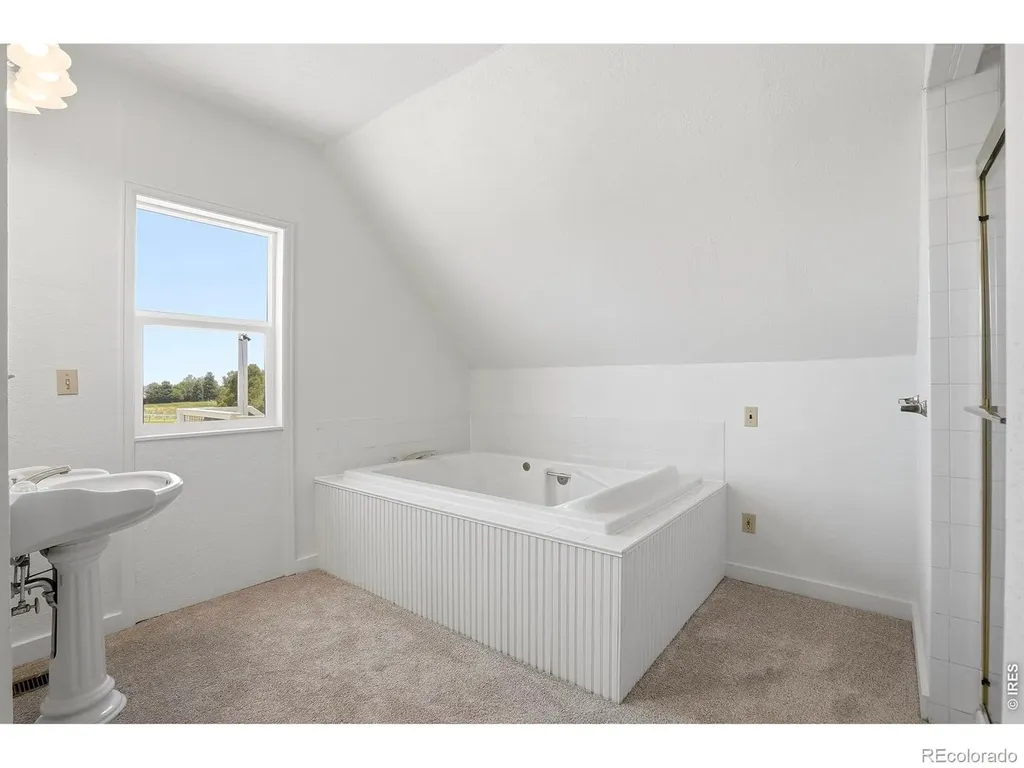 677 County Road 18 Longmont CO 80504