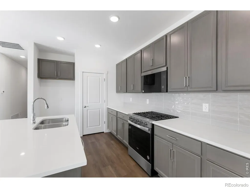 588 Piedmontese Street Johnstown CO 80534