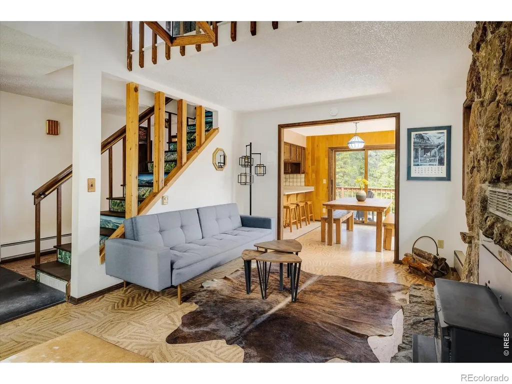 10212 Dowdle Drive Golden CO 80403