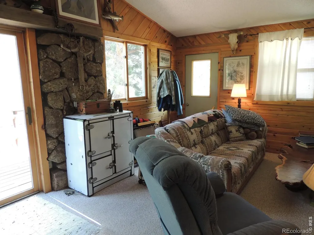 2300 Red Ashby Road Livermore CO 80536
