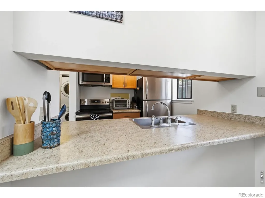 948 North Street Boulder CO 80304