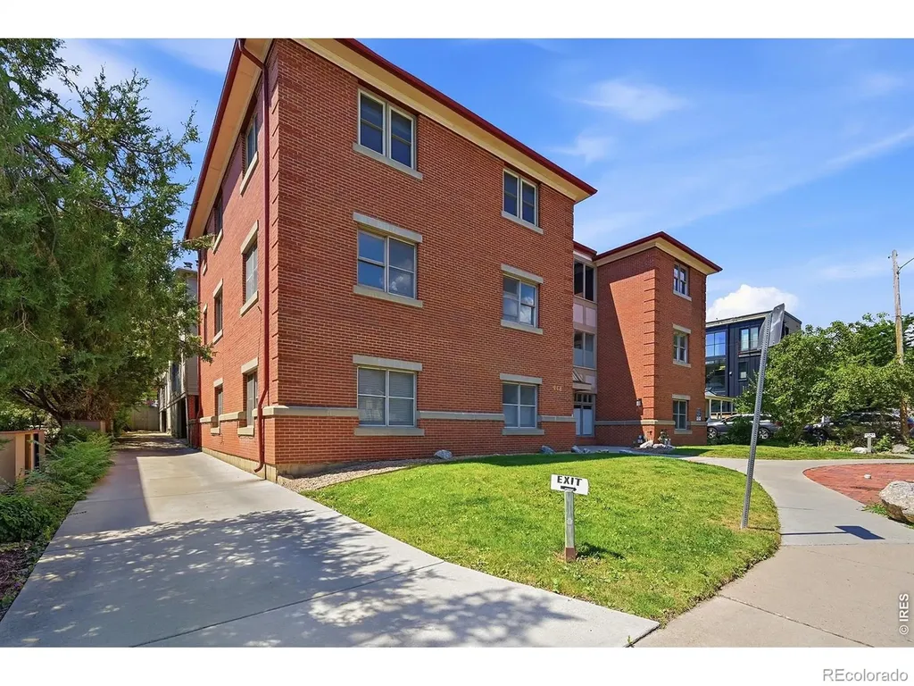 948 North Street Boulder CO 80304