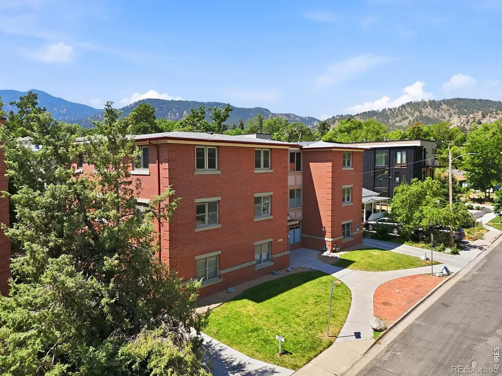 948 North Street Boulder CO 80304