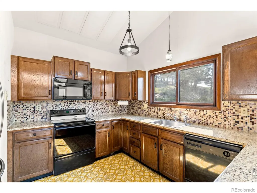 402 Broken Fence Road Boulder CO 80302