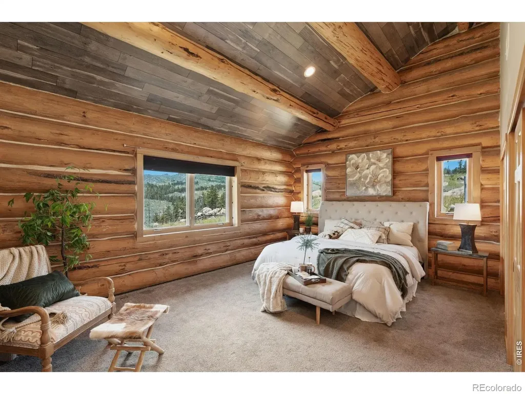 3086 Davis Ranch Road Bellvue CO 80512