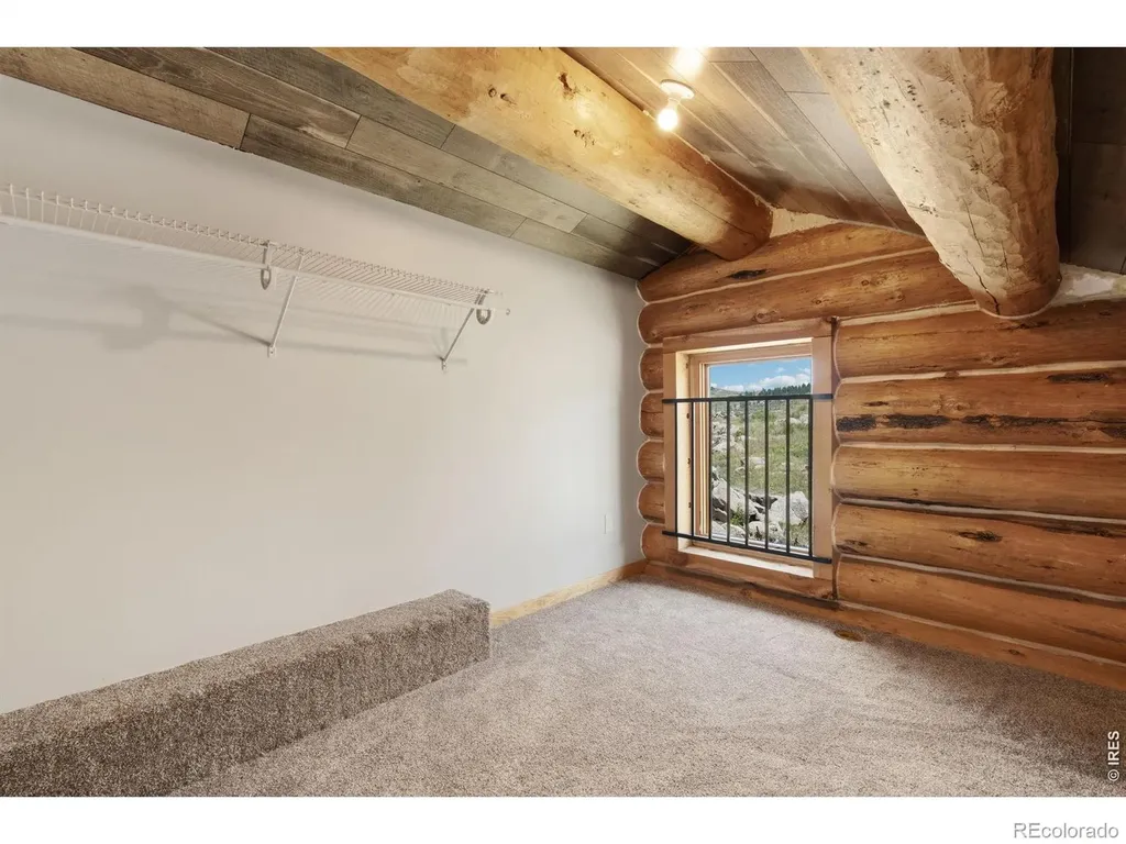3086 Davis Ranch Road Bellvue CO 80512
