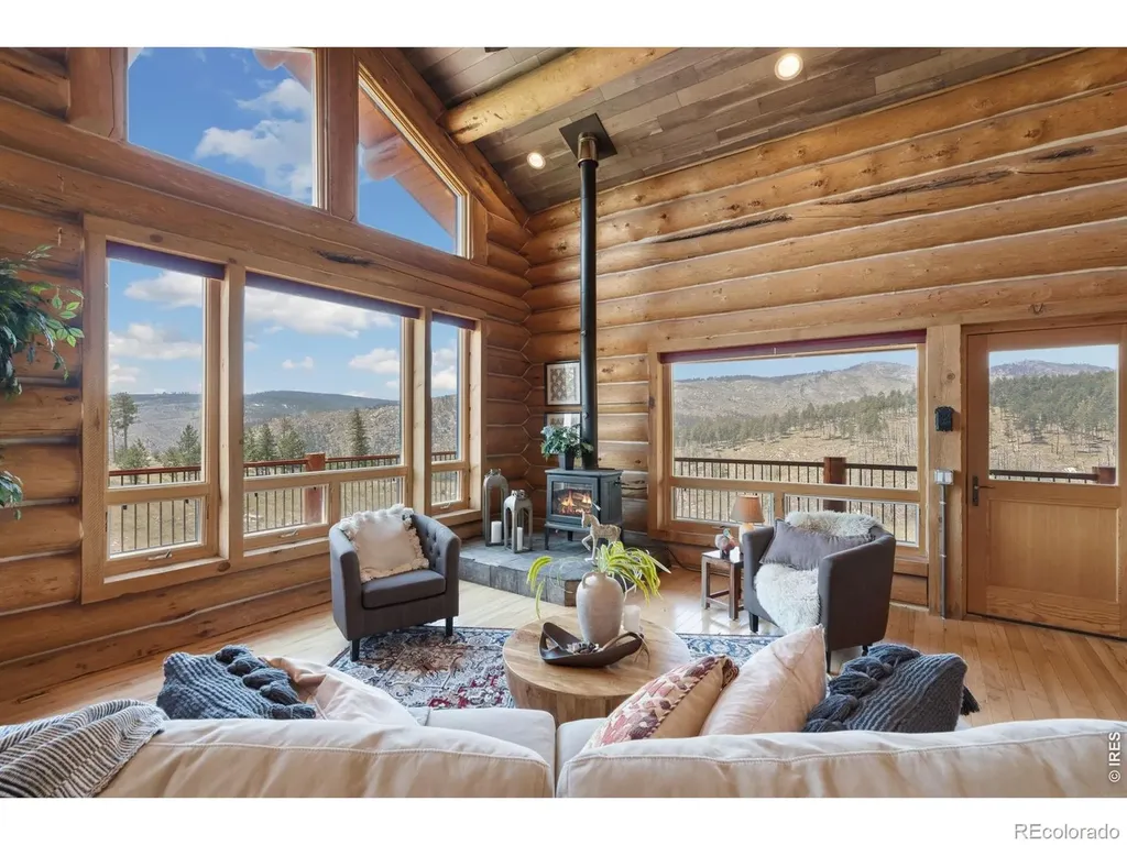 3086 Davis Ranch Road Bellvue CO 80512