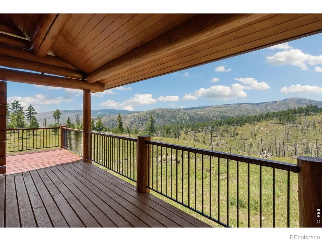 3086 Davis Ranch Road Bellvue CO 80512