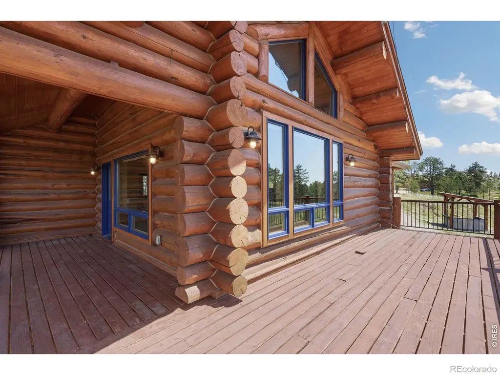 3086 Davis Ranch Road Bellvue CO 80512