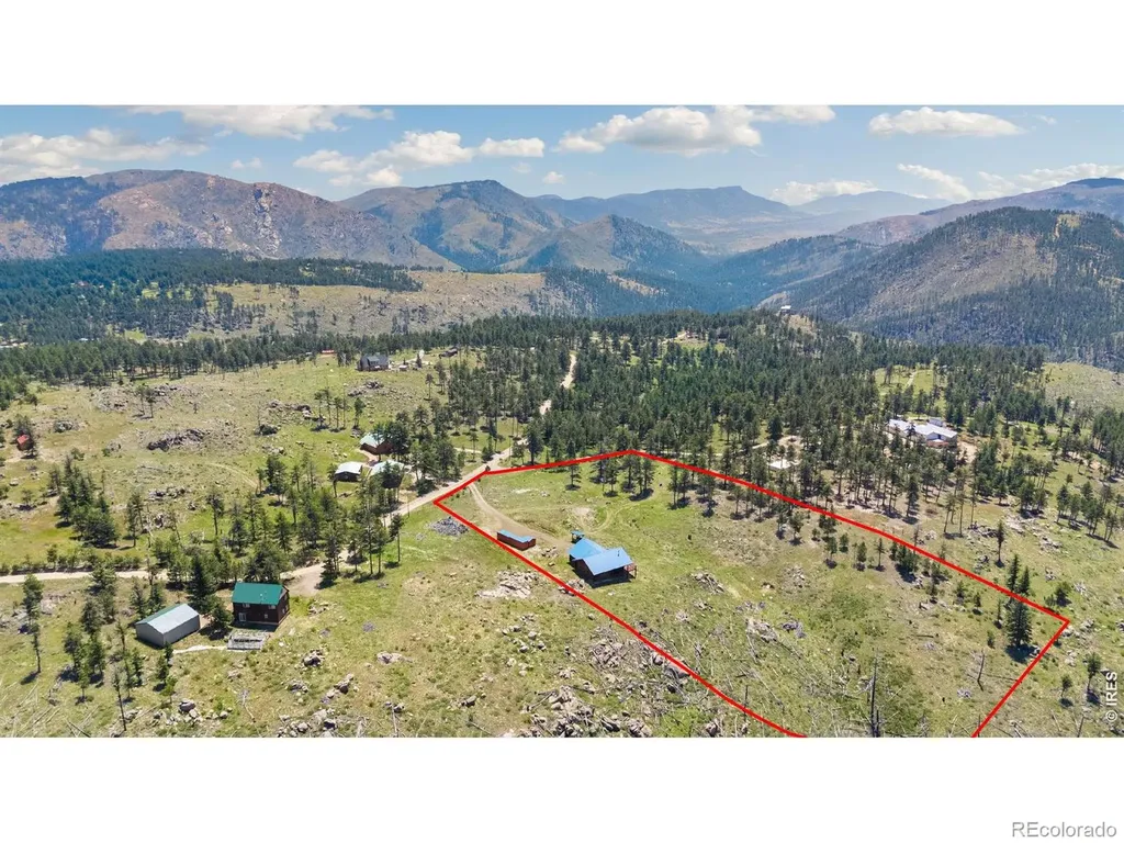3086 Davis Ranch Road Bellvue CO 80512