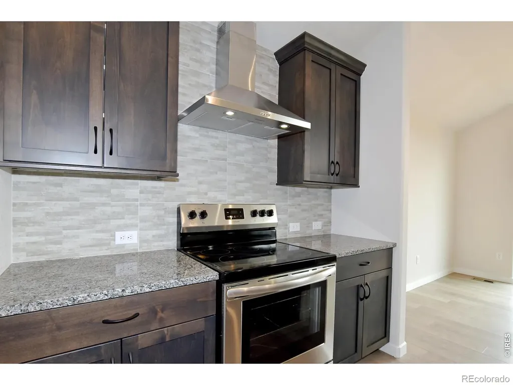 1189 Crown Sparrow Street Johnstown CO 80534