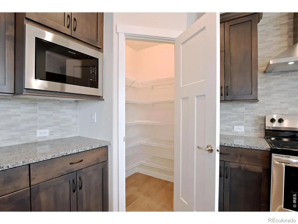 1189 Crown Sparrow Street Johnstown CO 80534