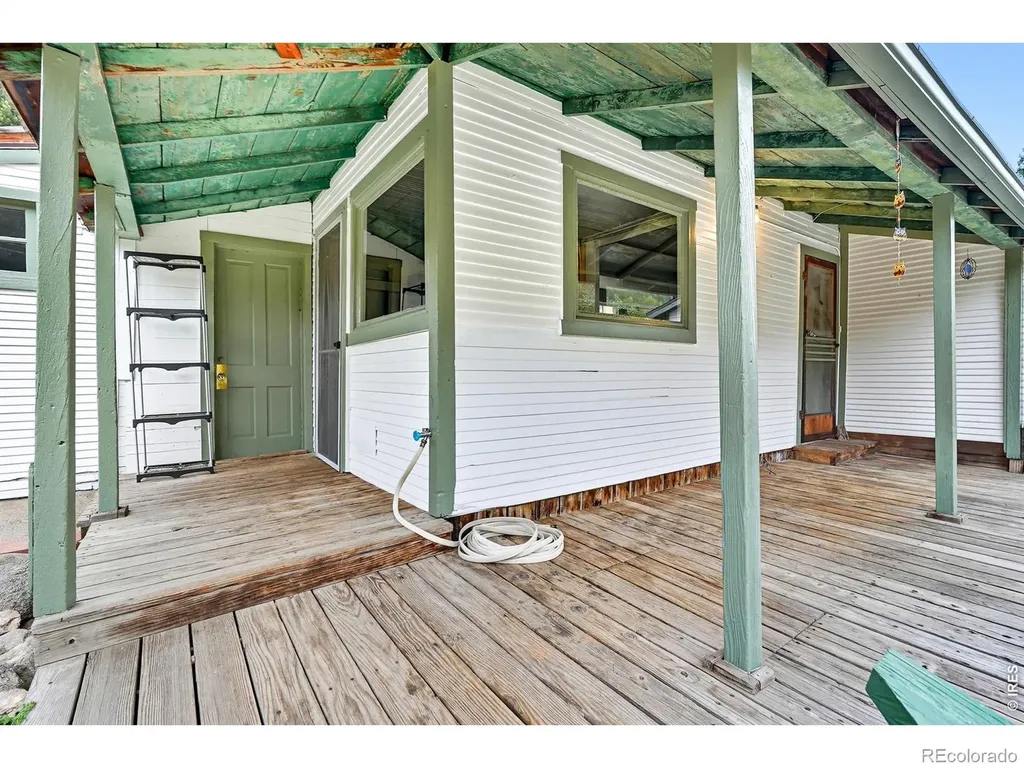 6122 Fourmile Canyon Drive Boulder CO 80302