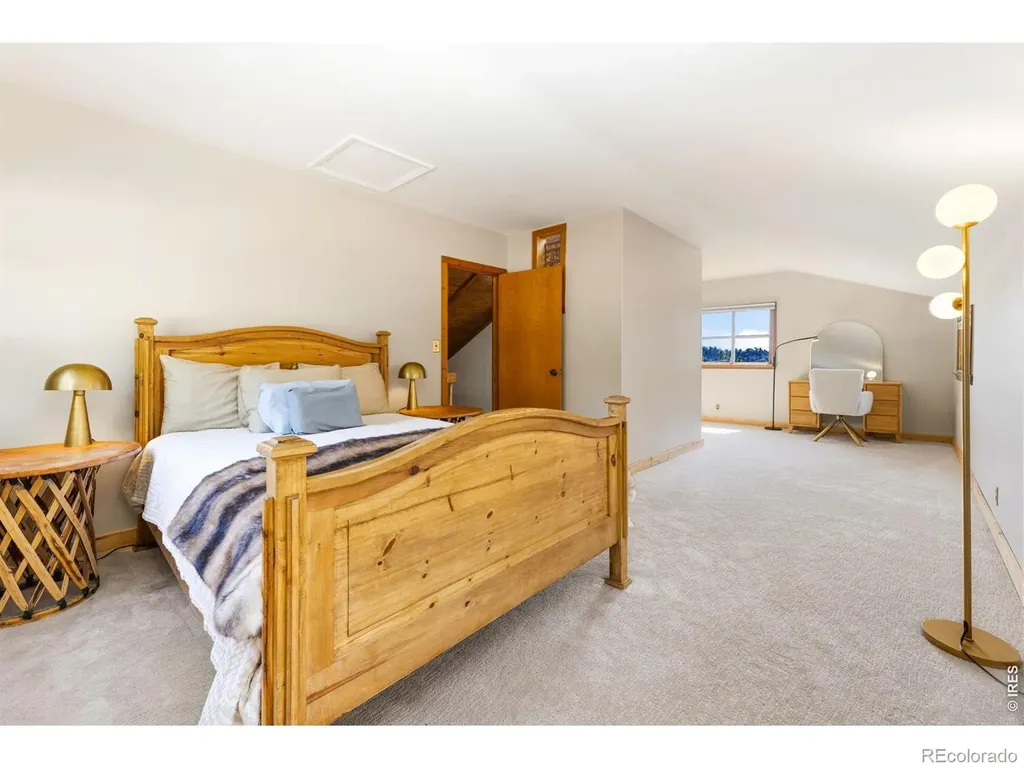 128 Elk Road Lyons CO 80540