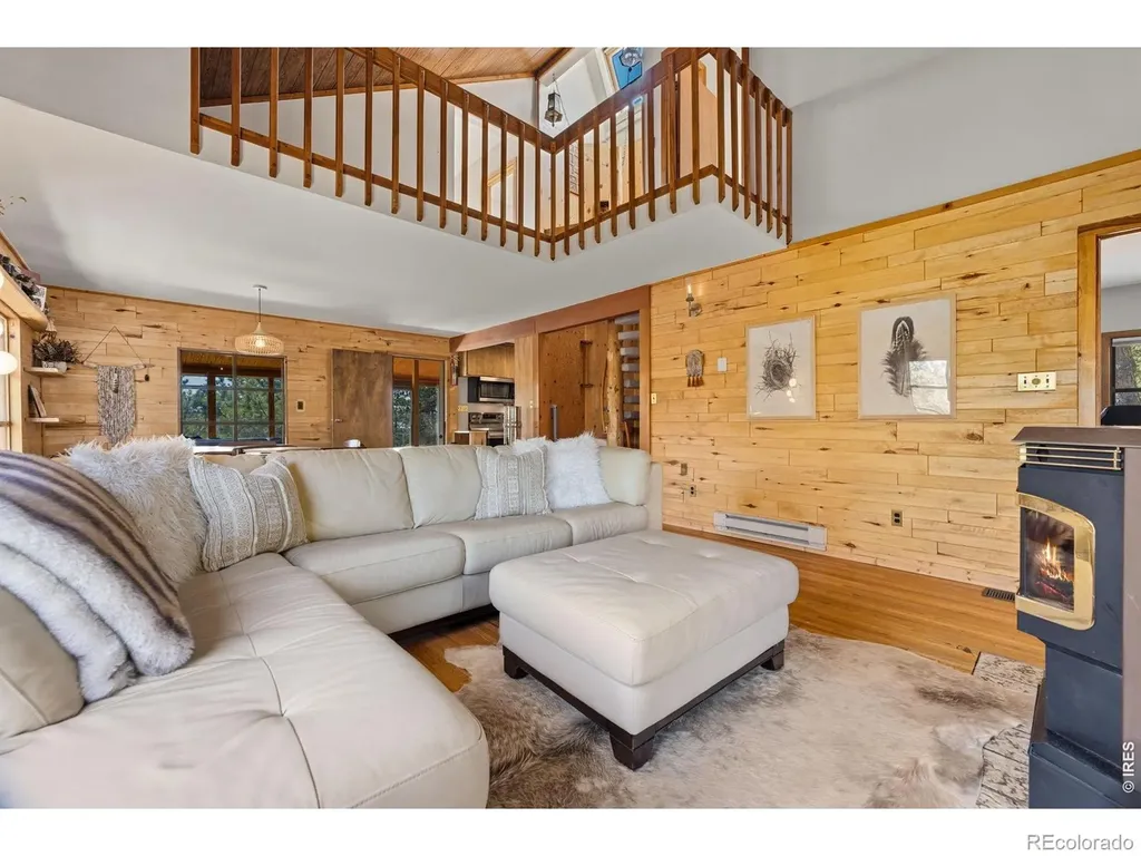 128 Elk Road Lyons CO 80540