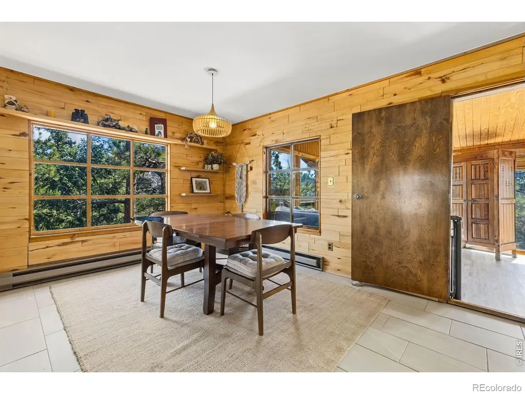 128 Elk Road Lyons CO 80540