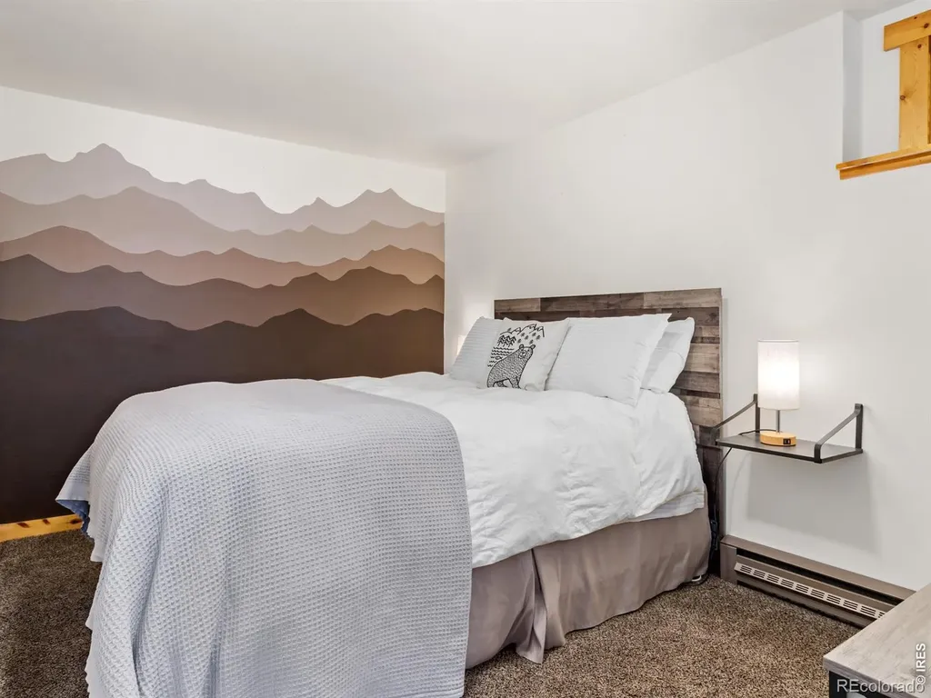 417 Dunraven Glade Road Glen Haven CO 80532