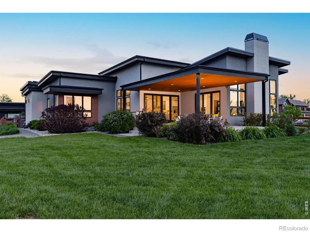 8675 Summerlin Place Longmont CO 80503