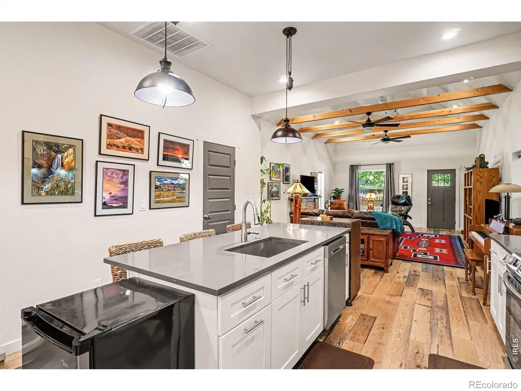 135 S Washington Avenue Loveland CO 80537